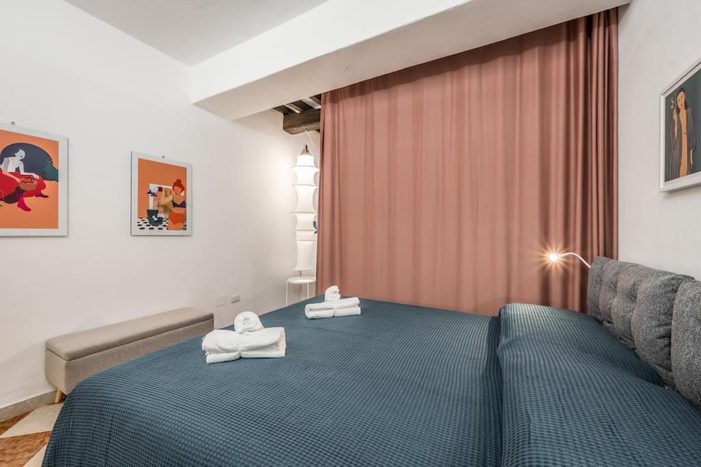 Casa Camilla - Arty Suite Nel Centro Storico 帕爾馬 外观 照片